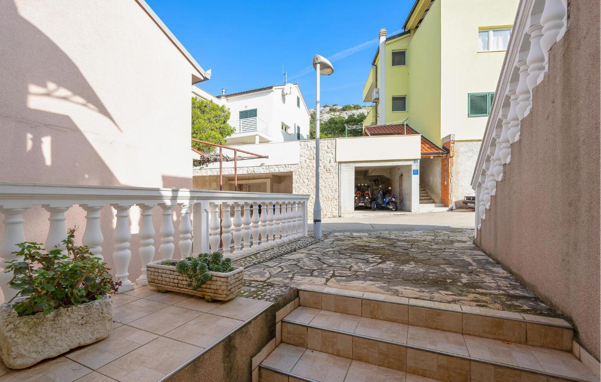 Lovely Apartment In Primosten With Kitchen 외부 사진